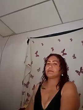 Snapshot of Abigail_BigTits chatting on January 14, 2025, 4:04 am Abigail BigTits online show from January 14, 2025, 4:04 am