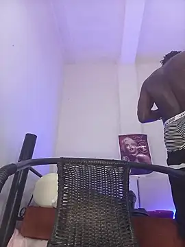 Snapshot of davidsims chatting on November 5, 2025, 1:31 am davidsims online show from November 5, 2025, 1:31 am