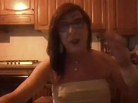 Tiabet online show from March 5, 2026, 9:00 pm