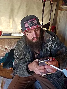 Snapshot of StruggleSnuggles chatting on November 7, 2025, 8:57 pm StruggleSnuggles online show from November 7, 2025, 8:57 pm