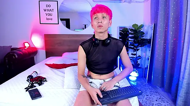 Snapshot of Brian-Ausslos chatting on March 3, 2025, 7:46 am Brian-Ausslos online show from March 3, 2025, 7:46 am