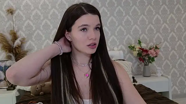 Snapshot of Nellie_Medina chatting on February 20, 2025, 9:09 pm Nellie Medina online show from February 20, 2025, 9:09 pm