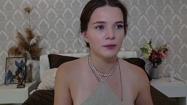 Snapshot of Nellie_Medina chatting on September 10, 2025, 9:25 pm Nellie Medina online show from September 10, 2025, 9:25 pm