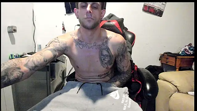 Snapshot of JamesMichael88 chatting on March 3, 2025, 7:07 pm JamesMichael88 online show from March 3, 2025, 7:07 pm