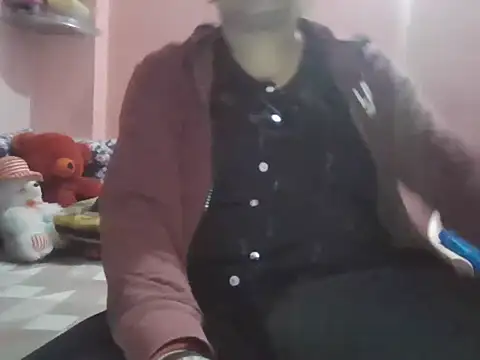 Snapshot of Hot-shanvi chatting on November 17, 2025, 3:32 am Hot-shanvi online show from November 17, 2025, 3:32 am