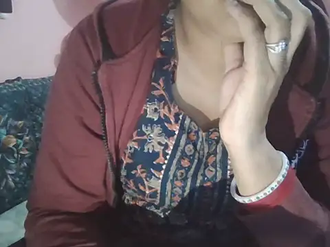 Snapshot of Hot-shanvi chatting on November 13, 2025, 11:58 am Hot-shanvi online show from November 13, 2025, 11:58 am