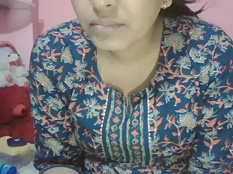 Snapshot of Hot-shanvi chatting on November 10, 2025, 2:05 am Hot-shanvi online show from November 10, 2025, 2:05 am