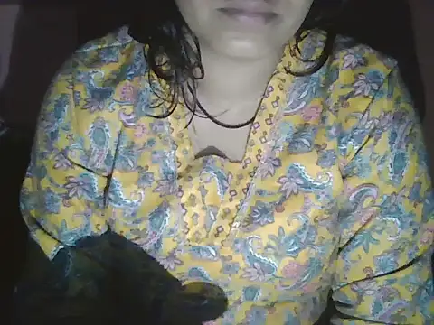 Hot-shanvi online show from February 17, 2026, 11:13 pm