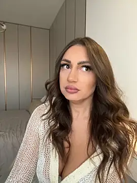 Snapshot of claraxjoyy chatting on September 18, 2025, 4:15 am claraxjoyy online show from September 18, 2025, 4:15 am