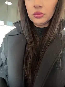 Snapshot of claraxjoyy chatting on March 21, 2025, 8:17 am claraxjoyy online show from March 21, 2025, 8:17 am