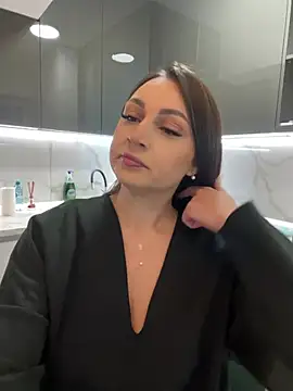 Snapshot of claraxjoyy chatting on February 25, 2025, 4:14 pm claraxjoyy online show from February 25, 2025, 4:14 pm