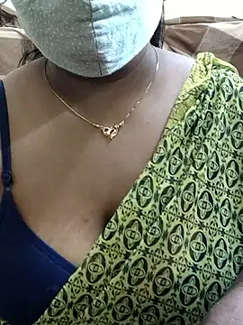 Snapshot of Rathi22 chatting on February 6, 2026, 2:35 pm Rathi22 online show from February 6, 2026, 2:35 pm