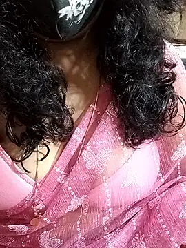 Snapshot of Rathi22 chatting on December 18, 2025, 4:50 am Rathi22 online show from December 18, 2025, 4:50 am