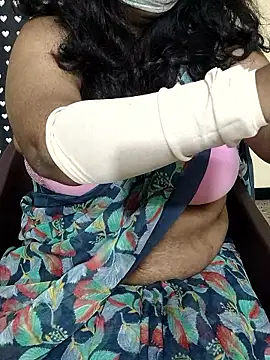 Snapshot of Rathi22 chatting on January 17, 2026, 12:26 am Rathi22 online show from January 17, 2026, 12:26 am