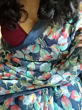 Snapshot of Rathi22 chatting on February 9, 2026, 2:26 pm Rathi22 online show from February 9, 2026, 2:26 pm