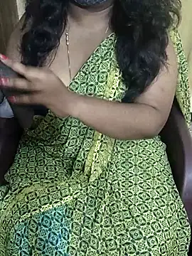 Snapshot of Rathi22 chatting on October 29, 2025, 2:16 pm Rathi22 online show from October 29, 2025, 2:16 pm