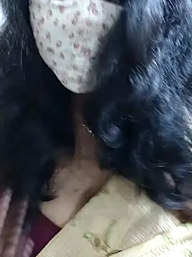 Snapshot of Rathi22 chatting on February 10, 2026, 2:27 pm Rathi22 online show from February 10, 2026, 2:27 pm