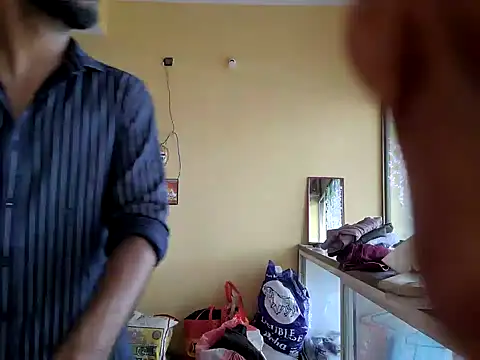 Snapshot of Arav1234a chatting on October 21, 2025, 6:57 am Arav1234a online show from October 21, 2025, 6:57 am