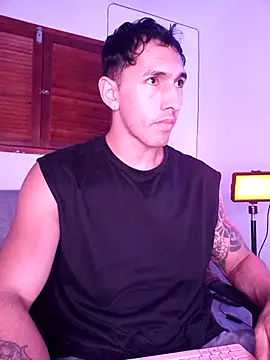 Snapshot of Joylopez_fit chatting on November 26, 2025, 1:44 pm Joylopez fit online show from November 26, 2025, 1:44 pm