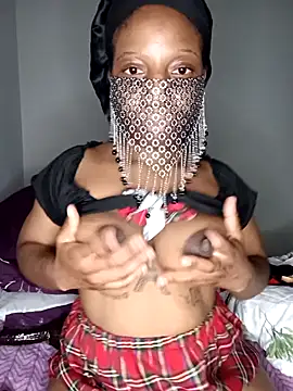 Thando04 online show from February 5, 2025, 11:50 pm