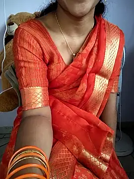 Snapshot of lovelygirl4567 chatting on November 18, 2025, 4:49 am lovelygirl4567 online show from November 18, 2025, 4:49 am