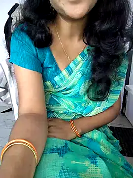 Snapshot of lovelygirl4567 chatting on December 3, 2025, 6:25 am lovelygirl4567 online show from December 3, 2025, 6:25 am