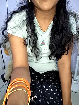 Snapshot of lovelygirl4567 chatting on November 10, 2025, 4:12 pm lovelygirl4567 online show from November 10, 2025, 4:12 pm