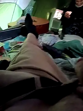 Snapshot of Cloudin_around chatting on March 13, 2026, 12:43 pm Cloudin around online show from March 13, 2026, 12:43 pm