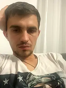 Snapshot of Demonpull69 chatting on November 21, 2025, 7:24 pm Demonpull69 online show from November 21, 2025, 7:24 pm