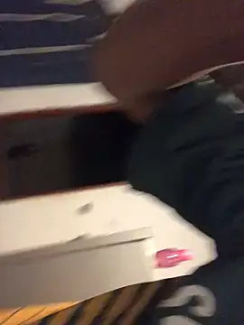 Snapshot of MKbesxxx chatting on October 12, 2025, 8:54 pm MKbesxxx online show from October 12, 2025, 8:54 pm