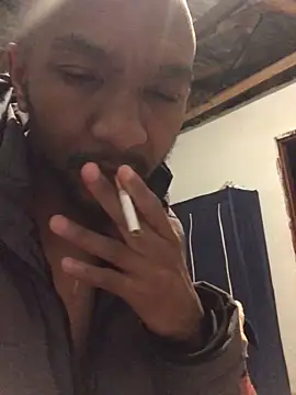 Snapshot of MKbesxxx chatting on September 9, 2025, 8:29 pm MKbesxxx online show from September 9, 2025, 8:29 pm