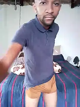 Snapshot of MKbesxxx chatting on March 15, 2025, 12:24 pm MKbesxxx online show from March 15, 2025, 12:24 pm