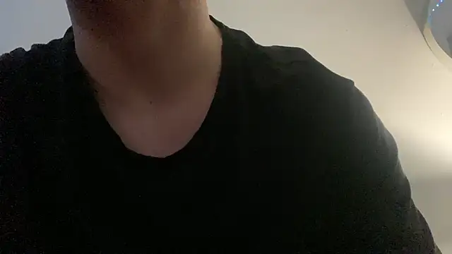 TylerXAnthony online show from October 31, 2025, 12:13 pm