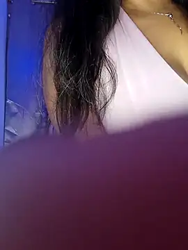 Snapshot of PaulaOrtiz_1 chatting on March 10, 2025, 3:12 am PaulaOrtiz 1 online show from March 10, 2025, 3:12 am