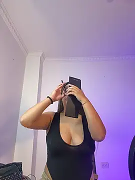 Snapshot of Gretta_Hot chatting on October 28, 2025, 7:46 pm Gretta Hot online show from October 28, 2025, 7:46 pm