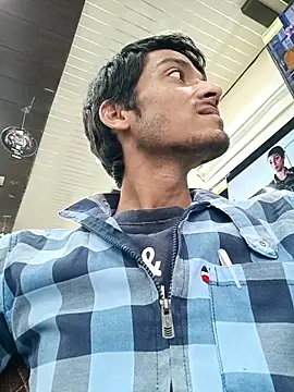 Tarun 0026 online show from March 9, 2025, 11:47 am