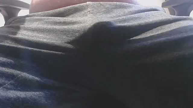 Snapshot of calypsohot chatting on February 25, 2026, 5:13 pm calypsohot online show from February 25, 2026, 5:13 pm