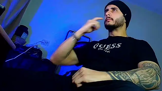 Snapshot of XanderCage99 chatting on January 31, 2026, 7:12 pm XanderCage99 online show from January 31, 2026, 7:12 pm