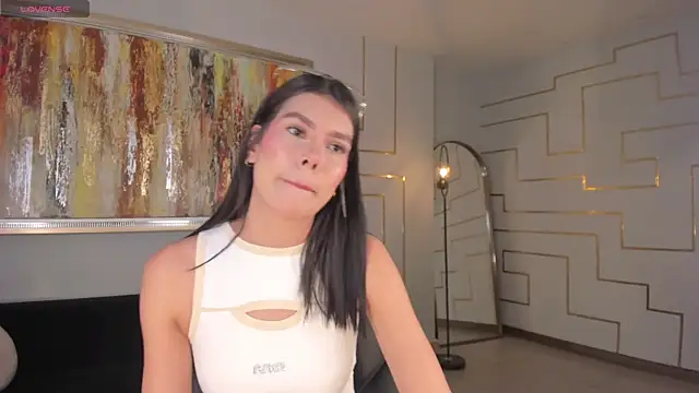 NiaSalvatore online show from March 11, 2026, 10:15 pm