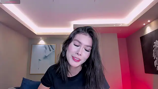 Snapshot of NiaSalvatore chatting on November 29, 2025, 5:13 pm NiaSalvatore online show from November 29, 2025, 5:13 pm