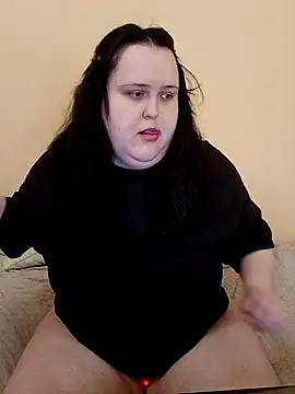 Snapshot of Masha_meow chatting on October 6, 2025, 11:05 pm Masha meow online show from October 6, 2025, 11:05 pm