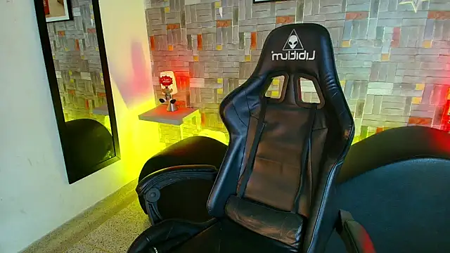 katy handerson online show from January 8, 2026, 8:37 pm