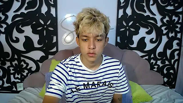 Snapshot of jisuscat chatting on September 18, 2025, 3:15 pm jisuscat online show from September 18, 2025, 3:15 pm