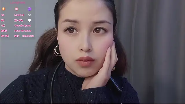 Lucky-xiuxiu online show from February 19, 2026, 11:29 am