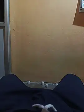 Snapshot of Kumar_2501 chatting on October 29, 2025, 5:12 pm Kumar 2501 online show from October 29, 2025, 5:12 pm