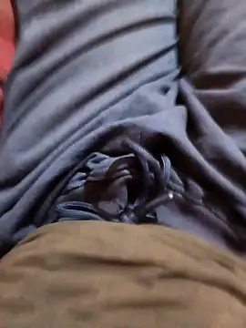 Snapshot of Kumar_2501 chatting on March 20, 2025, 4:31 pm Kumar 2501 online show from March 20, 2025, 4:31 pm