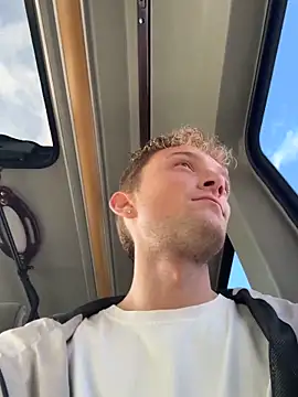 Snapshot of verici34 chatting on October 24, 2025, 7:07 am verici34 online show from October 24, 2025, 7:07 am