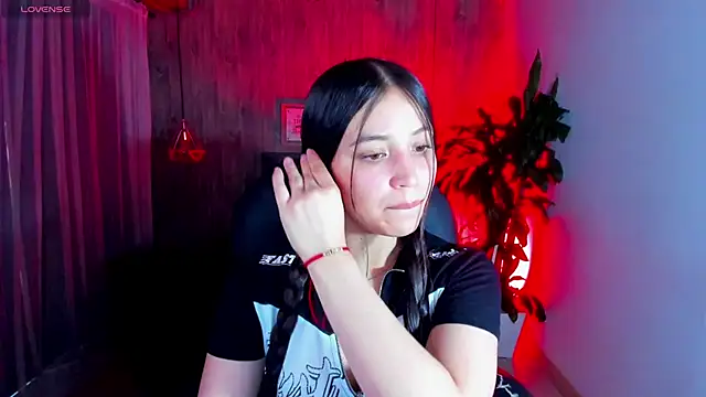 Brittany  18 online show from January 9, 2025, 6:47 pm