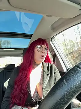 Snapshot of Mia-Fuchs chatting on February 21, 2025, 12:06 pm Mia-Fuchs online show from February 21, 2025, 12:06 pm