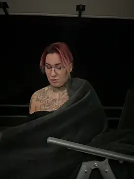 Snapshot of Mia-Fuchs chatting on February 12, 2025, 5:26 am Mia-Fuchs online show from February 12, 2025, 5:26 am